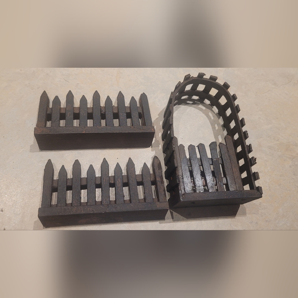 Lemax Halloween Fence